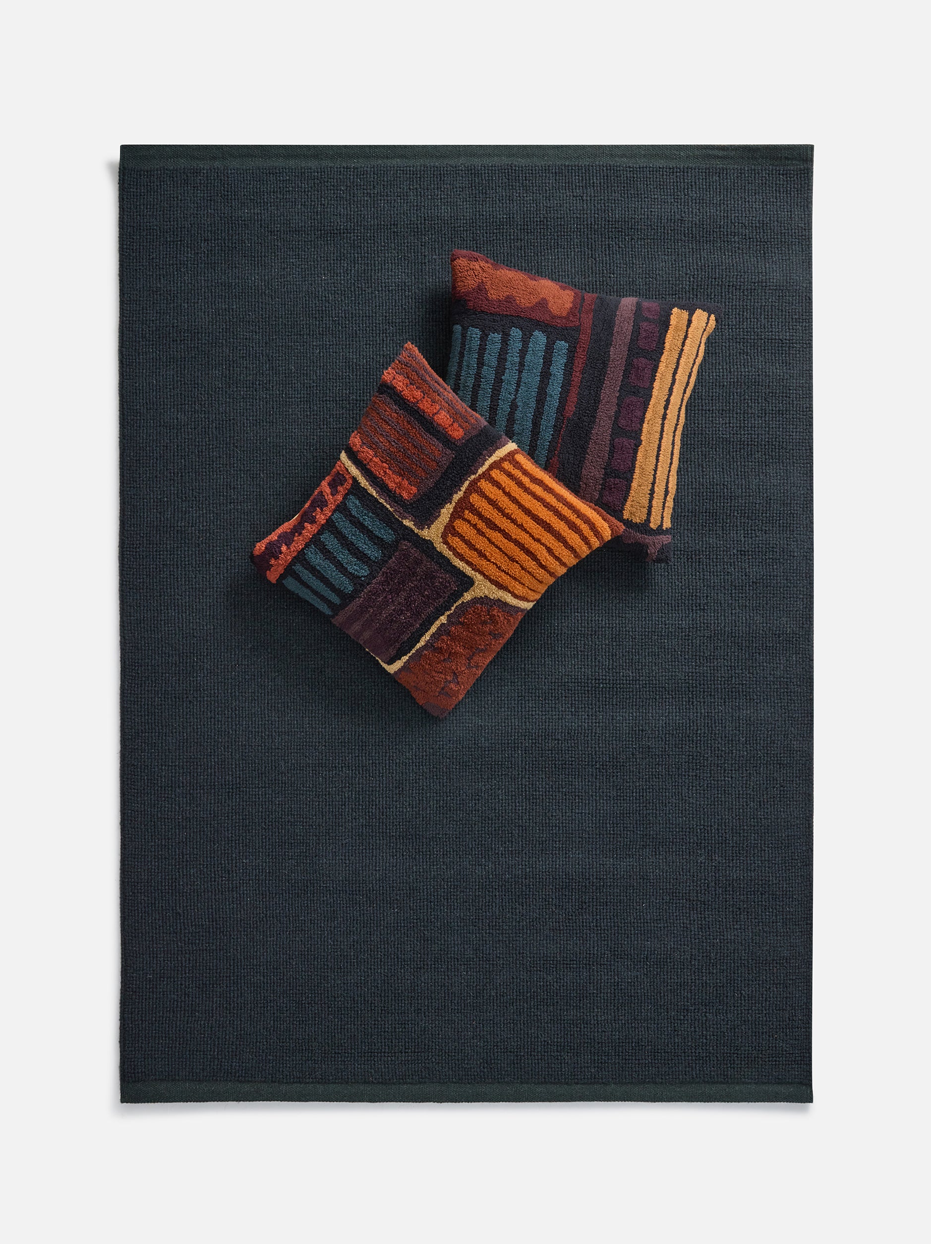 Joni Wool Rug Baltic/Pine / 94.48"L x 66.92"W
